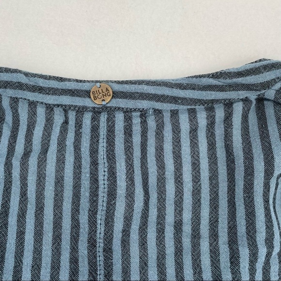 BILLABONG Women’s Blue Striped Long Sleeved Blouse Lace Up size: Medium - Picture 7 of 9